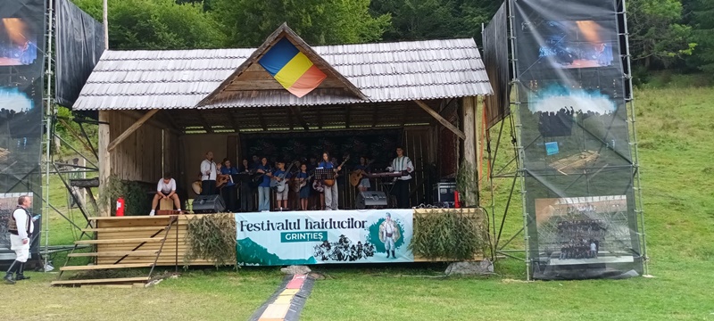 VIDEO. FOTO. Festivalul Haiducilor de la Grințieș 9 WhatsApp Image 2024 08 18 at 17.03.35 1