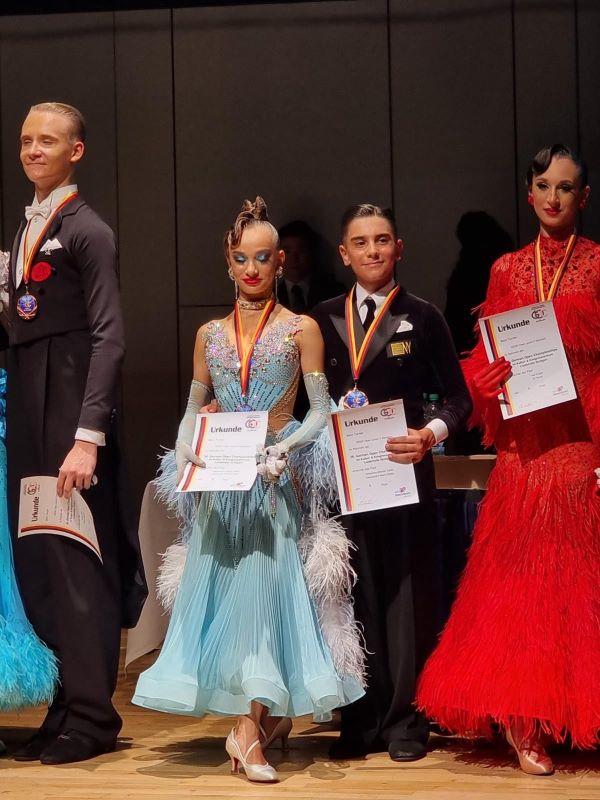 FOTO. Performanțe remarcabile pentru dansatorii din Neamț la competiția German Open Championship 2024 7 WhatsApp Image 2024 08 22 at 13.14.57