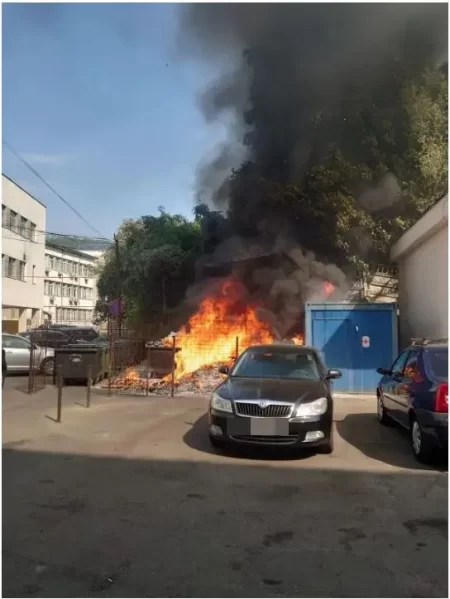 incendiu pubele spital.jpg 1