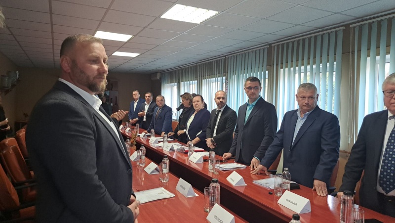 A fost învestit noul Consiliu Local Bicaz. Primarul ales Iulian Traian Matasă a depus jurământul 5 WhatsApp Image 2024 10 28 at 16.30.21 1