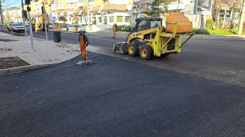 Piatra-Neamț. Atenție soferi: restricție între orele 10-14 în intesecția de la Moldocor intersectie lucrari 2