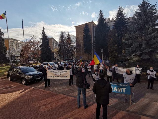 Ordonanța „trenuleț” și efecte asupra sistemului de învățământ: sindicatele amenință cu proteste