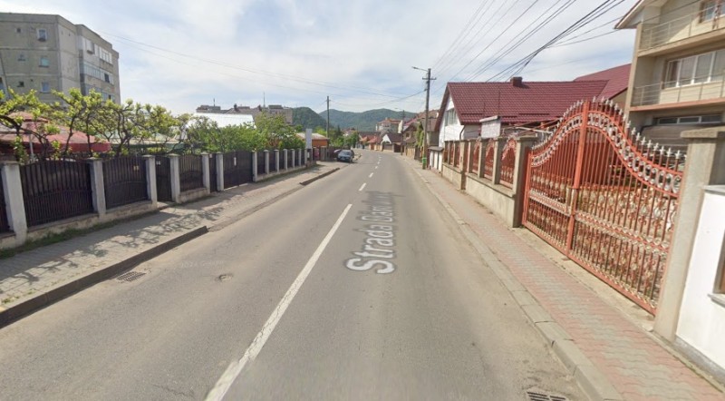 Street view strada Dărmănești nr. 107Proiect. Patru blocuri de locuințe sociale pentru tineri în Piatra-Neamț