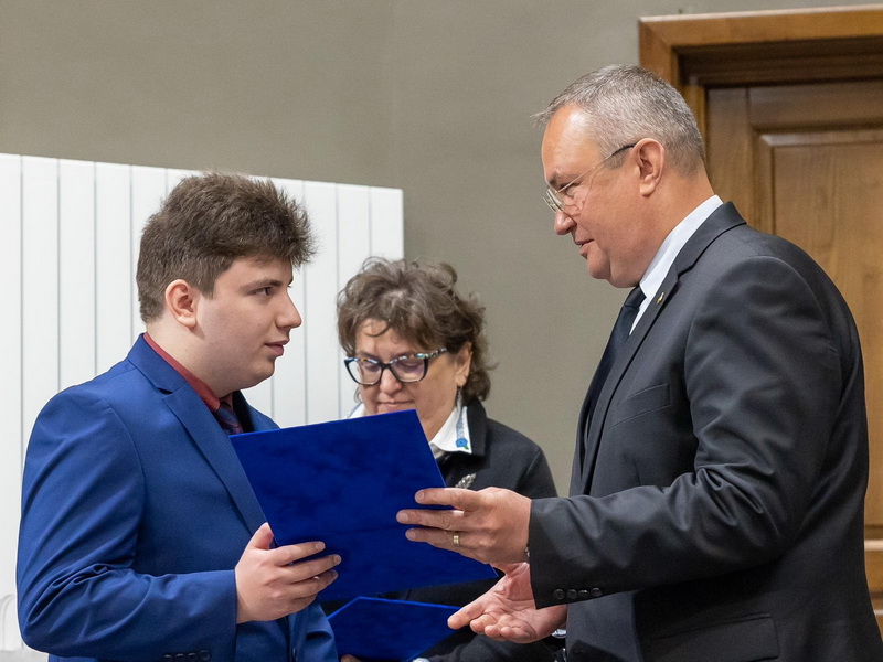 cristian luchian premiat de premierul ciuca