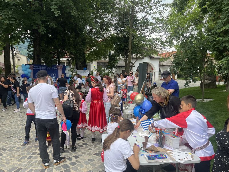 Video-foto.1 Iunie - Ziua Internațională a Copilului la Piatra-Neamț: mișcare, râsete colorate și joacă în aer liber! 6