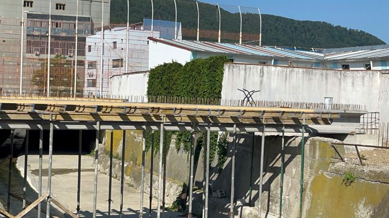 Pod piata 1