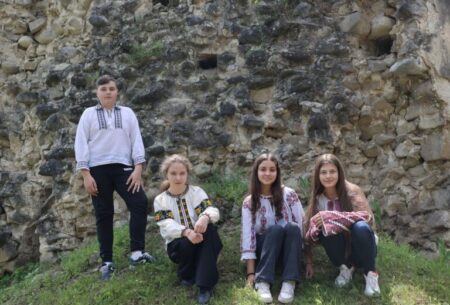 pro grinties copii in tabara