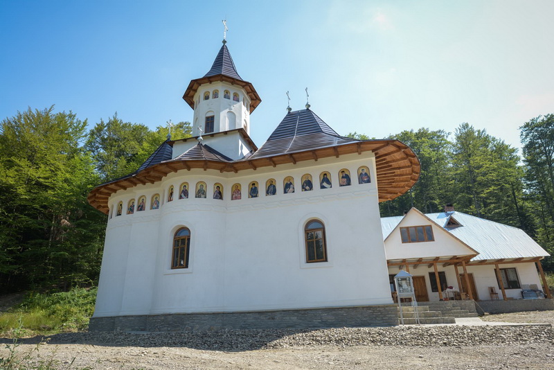 schitul icoana veche resize