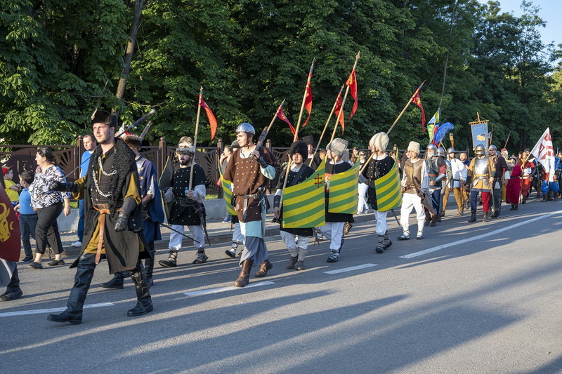 zilele cetatii 2025 parada costumelor medievale resize