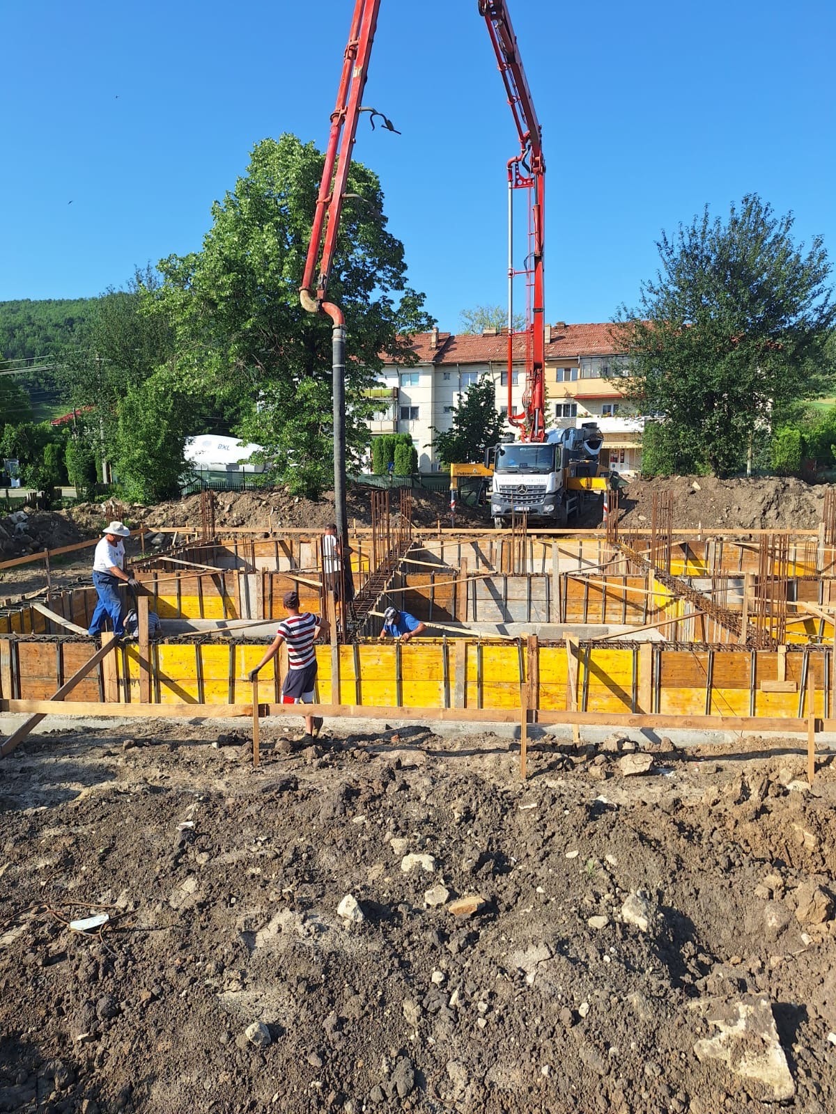 bozieni dispensarul uman in constructie