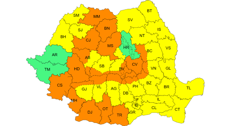Vreme capricioasă la finalul verii: meteorologii au emis cod galben de averse torențiale și vijelii