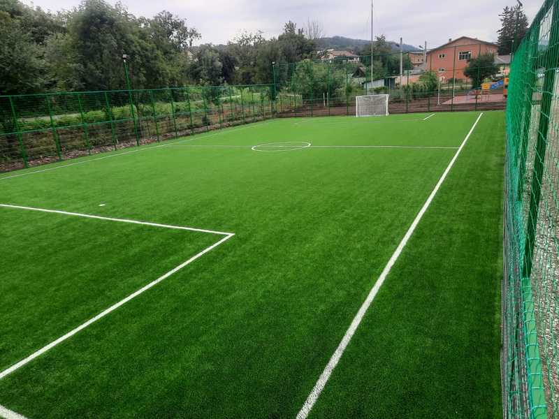 piatra soimului terenul de sport nou