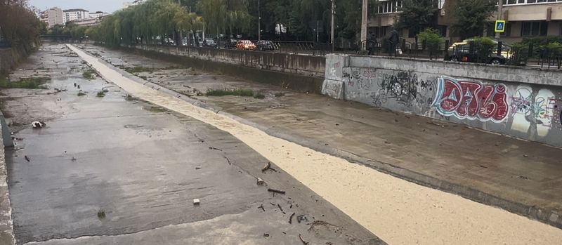 Video-foto. Piatra-Neamț. Regenerarea urbană a albiei râului Cuejdi 2 Albie Cuejdi 2