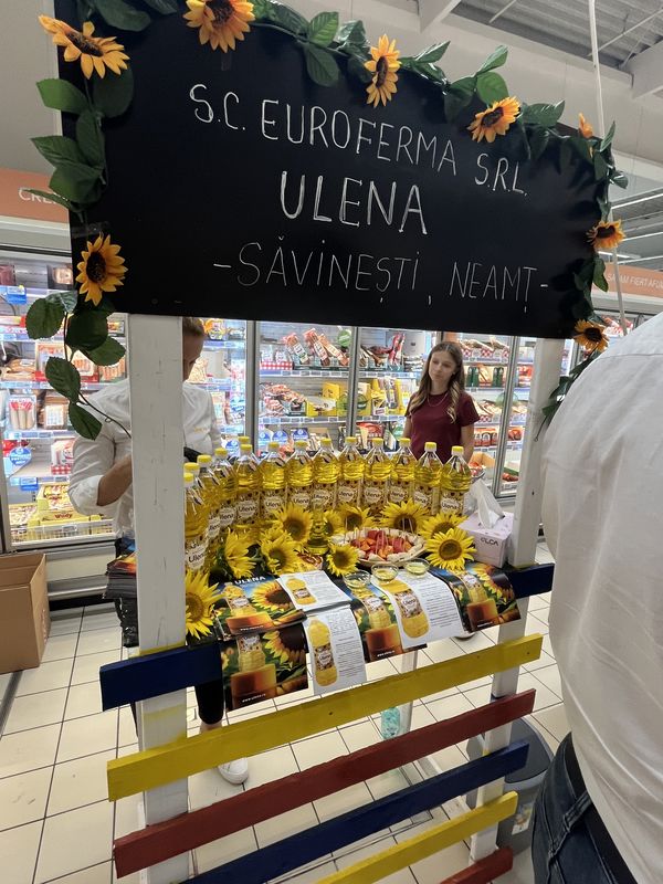 Video-foto. Carrefour Piatra-Neamț lansează un spațiu dedicat producătorilor locali 9 Carrefour Piatra Neamt 1