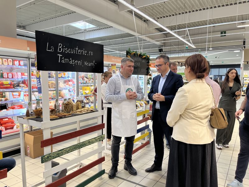 Video-foto. Carrefour Piatra-Neamț lansează un spațiu dedicat producătorilor locali 20 Carrefour Piatra Neamt 14