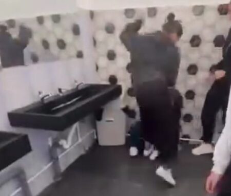 Consecințele după bătaia de la Școala Răucești. Agresoarea s-a ales cu nota 8,00 la purtare bataie scoala raucesti