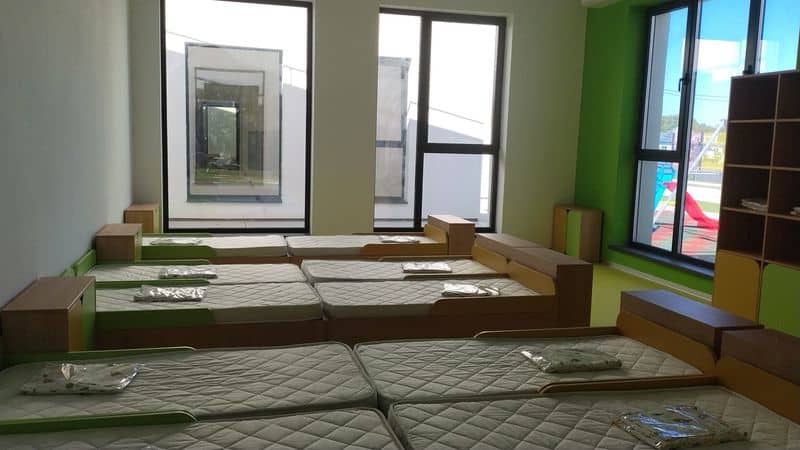 cresa roman 04 - VIDEO Roman: Ministrul Dezvoltării a inaugurat prima creșă construită după revoluție