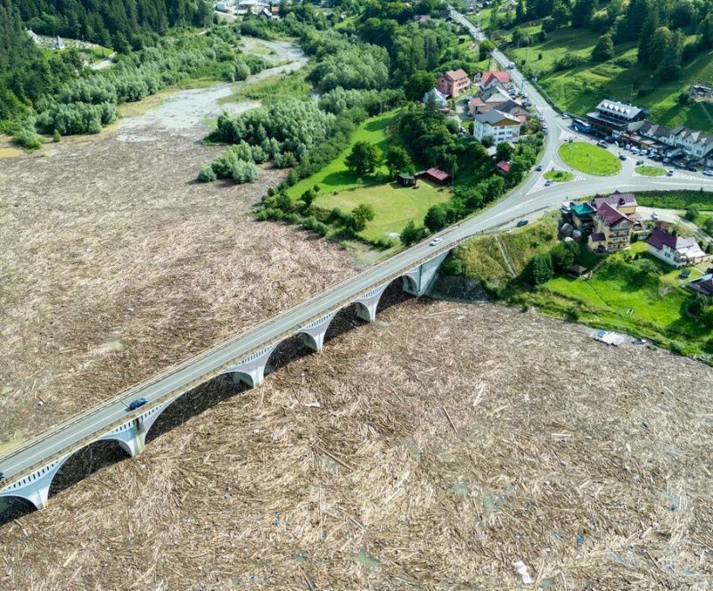 Prestatorul Hidroelectrica a ratat afacerea Lacul Izvorul Muntelui de 1 milion de euro! 2 gren3