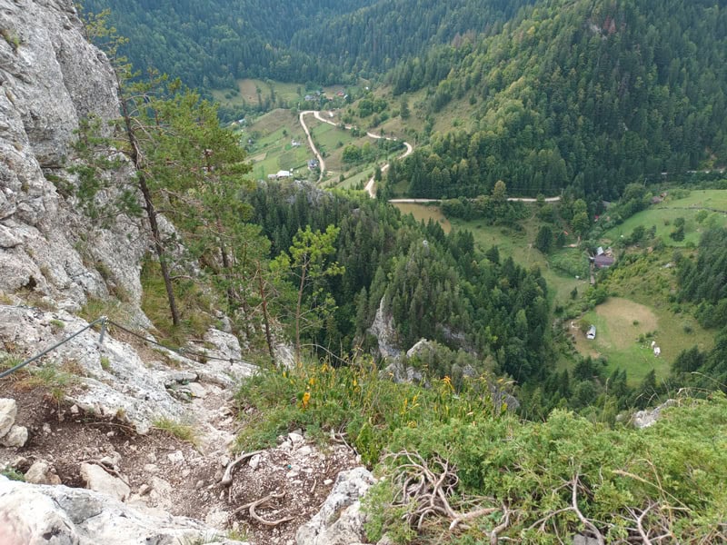 via ferrata 14 resize - Drumurile de fier ale muntelui: via ferrata în România și în Cheile Bicazului
