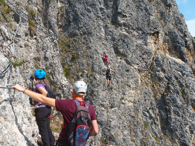 via ferrata 7 resize - Drumurile de fier ale muntelui: via ferrata în România și în Cheile Bicazului