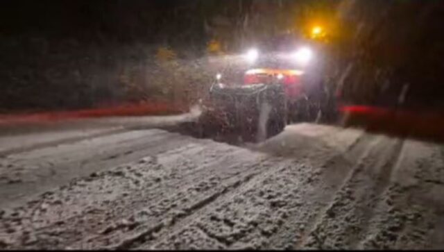 Video. A nins în Neamț și Suceava. Primele intervenții ale echipajelor cu antiderapant 1 IARNA