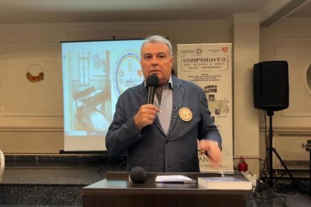 Adrian Cioroianu – oaspete la sărbătorirea a 10 ani de la înființarea APIN Neamț WhatsApp Image 2025 10 10 at 11.02.15