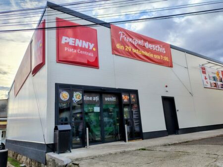 Piatra Neamț. După lupte seculare, se deschide Penny de la piața centrală WhatsApp Image 2025 10 28 at 09.49.13