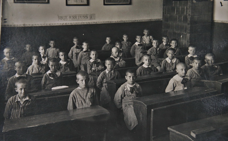 O istorie a învățământului la „Crucea Văilor” 1 educatie rurala veche 01