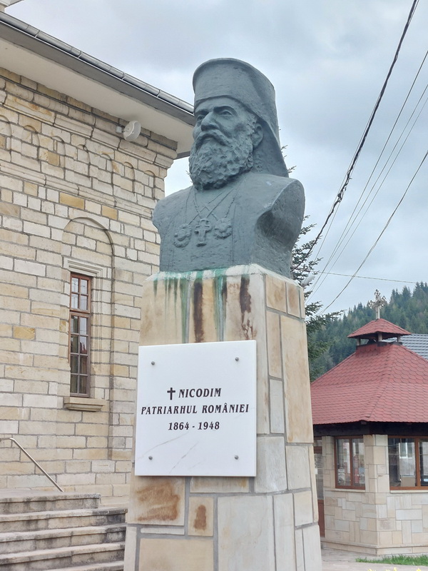 Patriarhul din Munţii Neamţului: Nicodim Munteanu 2 nicodim munteanu 02