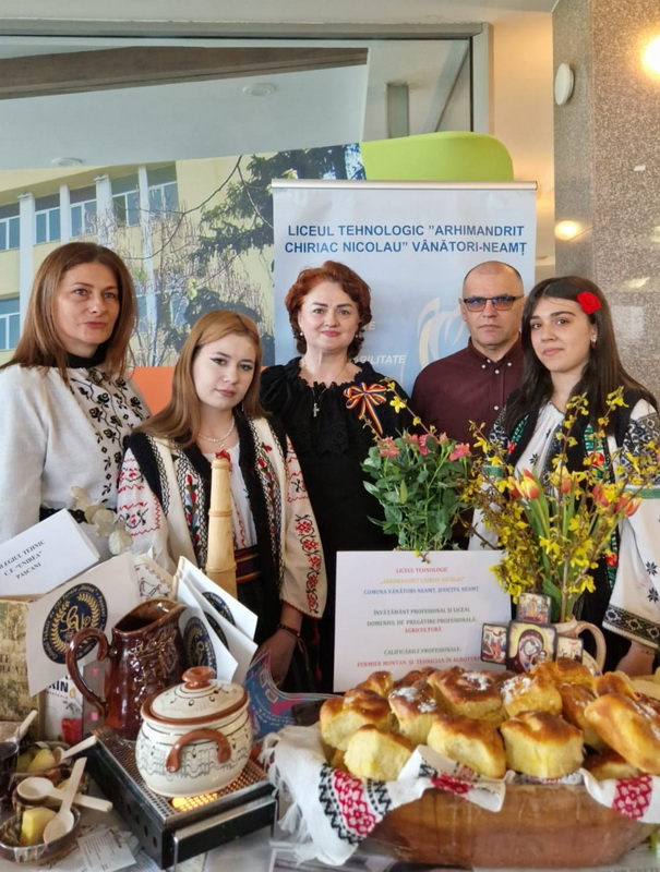 Anca Ipate: ”Un profesor de religie trebuie să fie o carte deschisă, un om care trăiește ceea ce predă„ 2 religie anca ipate 1