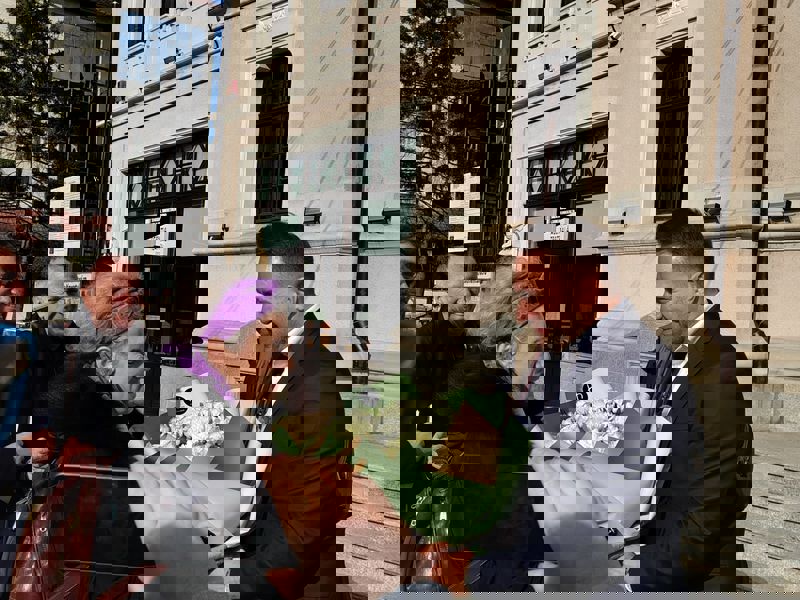 Video-foto. A fost inaugurată Aleea Personalităților din Piatra-Neamț. Actrița Maia Morgenstern a primit recunoștința simbolică a comunității 5 WhatsApp Image 2025 11 03 at 16.40.03