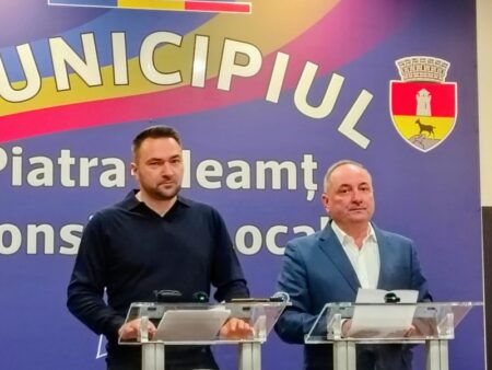 VIDEO. Conferință de presă Primăria Piatra Neamț și Consiliul Județean despre Târgul de Crăciun WhatsApp Image 2025 11 18 at 12.04.38