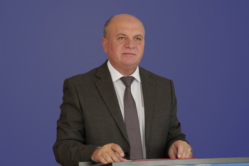 dragos chitic - Faza pe demisii la și din Consiliul Județean Neamț: PNL 3 - PSD 2