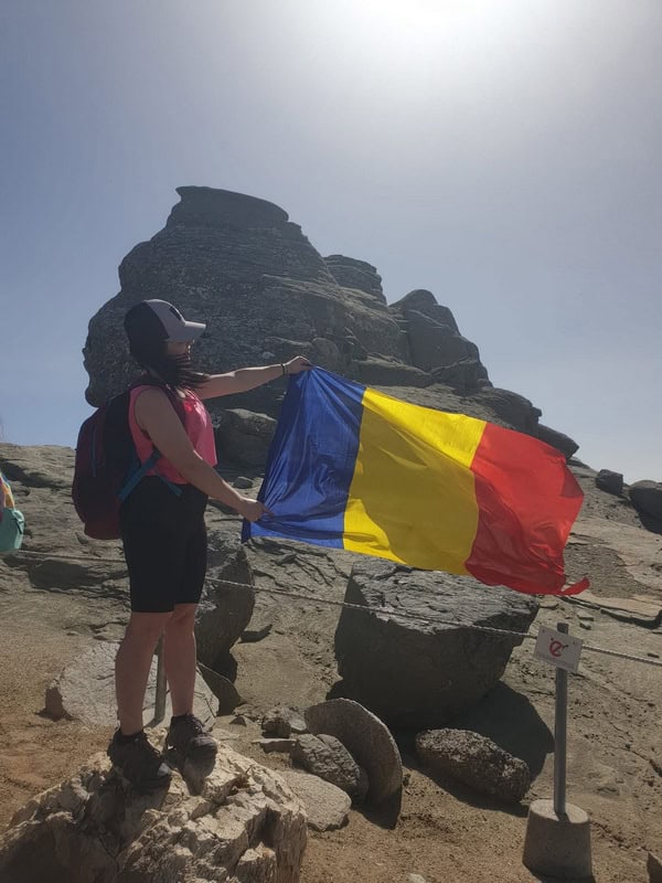 Portret de jandarm montan / Maria-Mirabela Vieru, șefa Postului Vânători-Neamț