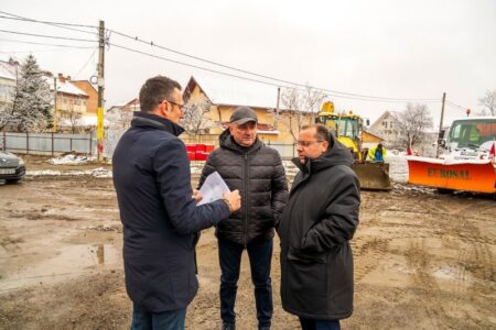 Video – foto. Pregătiri pentru iarnă: sute de utilaje, rezerve de antiderapant și motorină Pregătiri pentru iarnă: sute de utilaje, rezerve de antiderapant și motorină