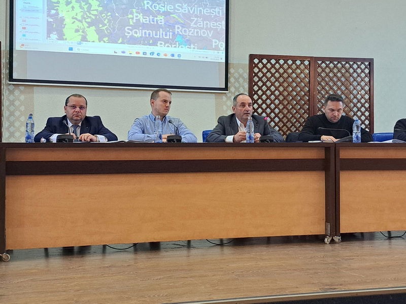 Promisiune de ministru: “Nu vor mai fi situații absurde legat de zonele de protecție strictă!” sedinta