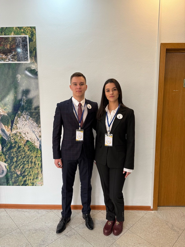 David-Ioan Meterciuc: ”Președintele Consiliului Elevilor este puntea dintre elevi și profesori” 6 tg david meterciuc 5 resize