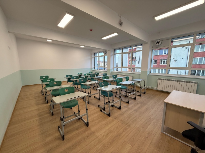 Piatra-Neamț. Copiii de la Grădinița “Daniela Cuciuc” s-au întors în școala modernizată 2 2aef6cc5 df06 4985 8026 b2c058ad8a2e 1