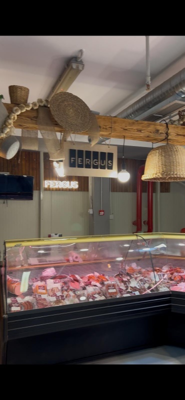 Crăciunul acesta, gustul autentic vine de la poalele Ceahlăului: De ce să alegi Black Angus de la Fergus Farm pentru masa de sărbători 2 WhatsApp Image 2025 12 15 at 10.17.24 3