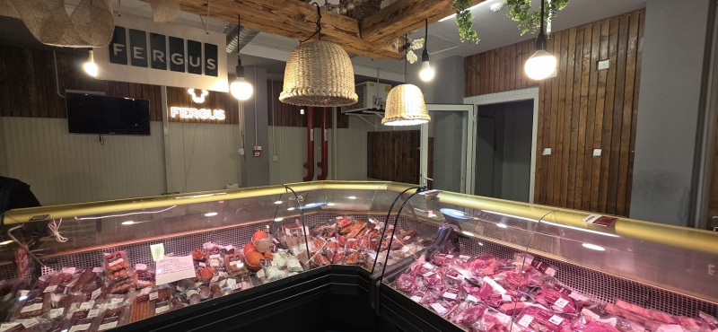 Crăciunul acesta, gustul autentic vine de la poalele Ceahlăului: De ce să alegi Black Angus de la Fergus Farm pentru masa de sărbători 3 WhatsApp Image 2025 12 15 at 10.54.30 2