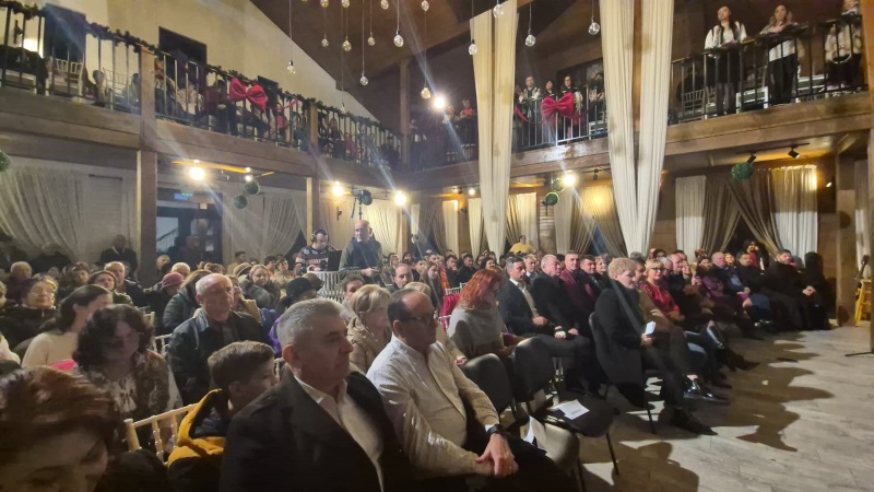 Video-Foto. Concert de colinde inedit la Petricani 7 WhatsApp Image 2025 12 18 at 20.04.07
