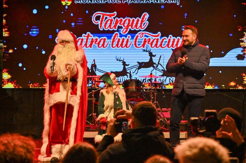 Întâlnire cu Moș Crăciun la Piatra-Neamț 3 WhatsApp Image 2025 12 21 at 12.29.02