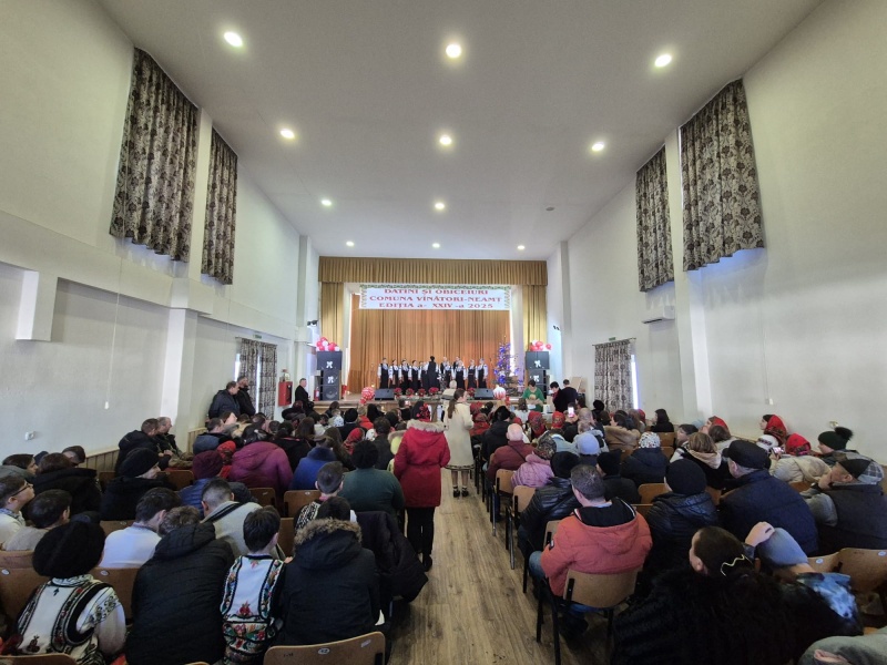 VIDEO-FOTO. Festival de datini și obiceiuri la Vânători-Neamț 4 WhatsApp Image 2025 12 29 at 13.33.18