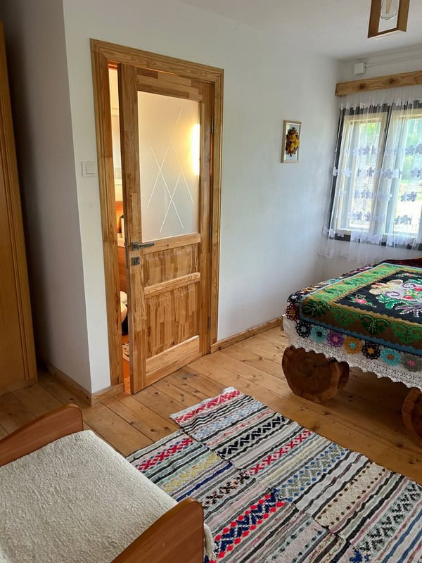 „Căsuţa bunicilor din rai” – un tribut nefericit?! 5 „Căsuţa bunicilor din rai” – un tribut nefericit?!