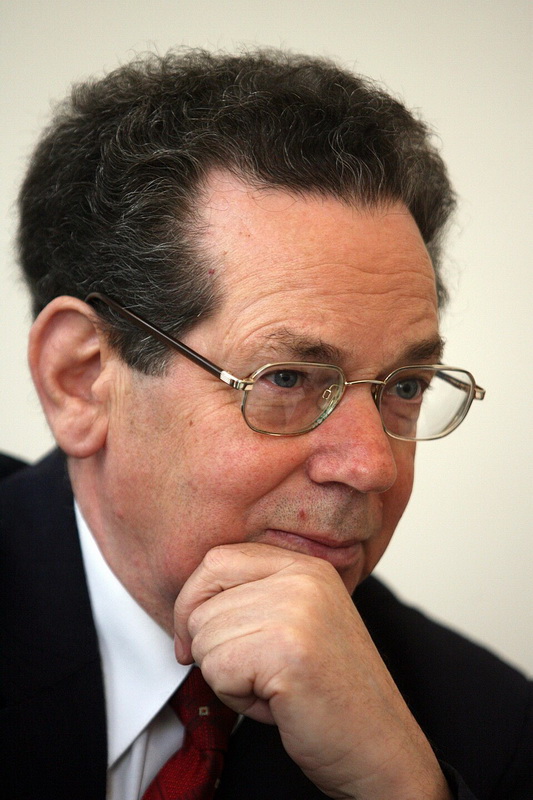 Un nemţean de seamă: Dumitru Almaș, părintele „Povestirilor istorice” 3 ioan scurtu 1 resize