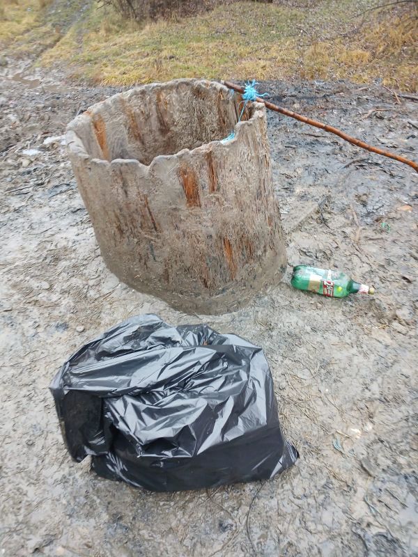 Foto Poiana Slatinii din Târgu-Neamț, transformată într-o groapă de gunoi slatina 1