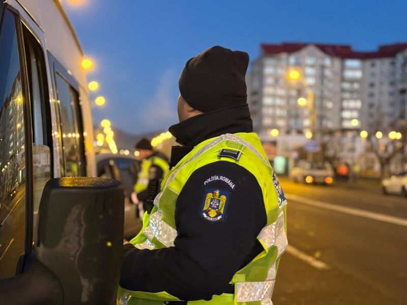 VIDEO. Acțiune în trafic – polițiștii rutieri au efectuat controale la ieșirea din Piatra Neamț spre Bacău 4 sofer 6