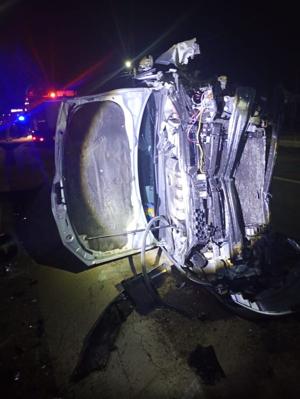 FOTO. Bărbat rănit după ce s-a răsturnat cu mașina și a lovit o țeavă de gaz 1 WhatsApp Image 2026 01 04 at 11.53.10 1