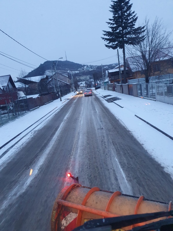 Video-foto. Drumarii, poleiul și intervențiile pe “arterele oficiale”, între raportări și apeluri pentru intervenții 4 WhatsApp Image 2026 01 08 at 09.27.06 1