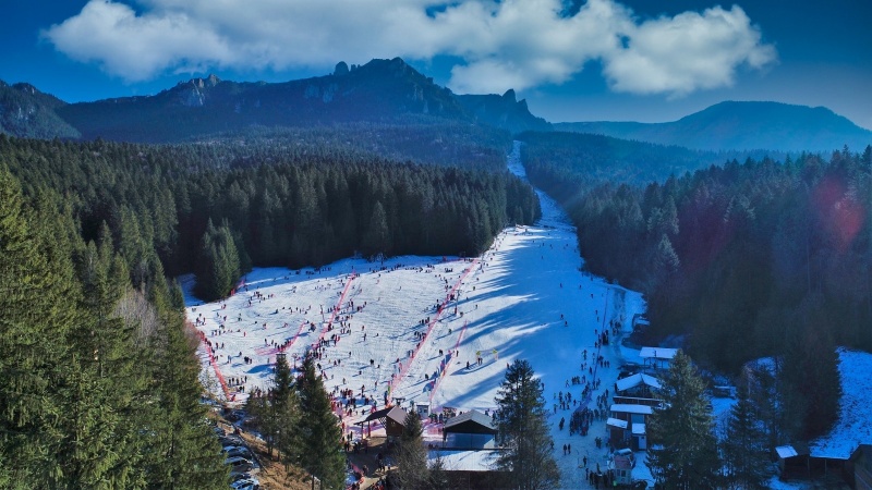 FOTO. “Serbările Zăpezii” revin la Durău Park: ediția a V-a, între 13–22 februarie 2026 4 WhatsApp Image 2026 01 21 at 15.21.37